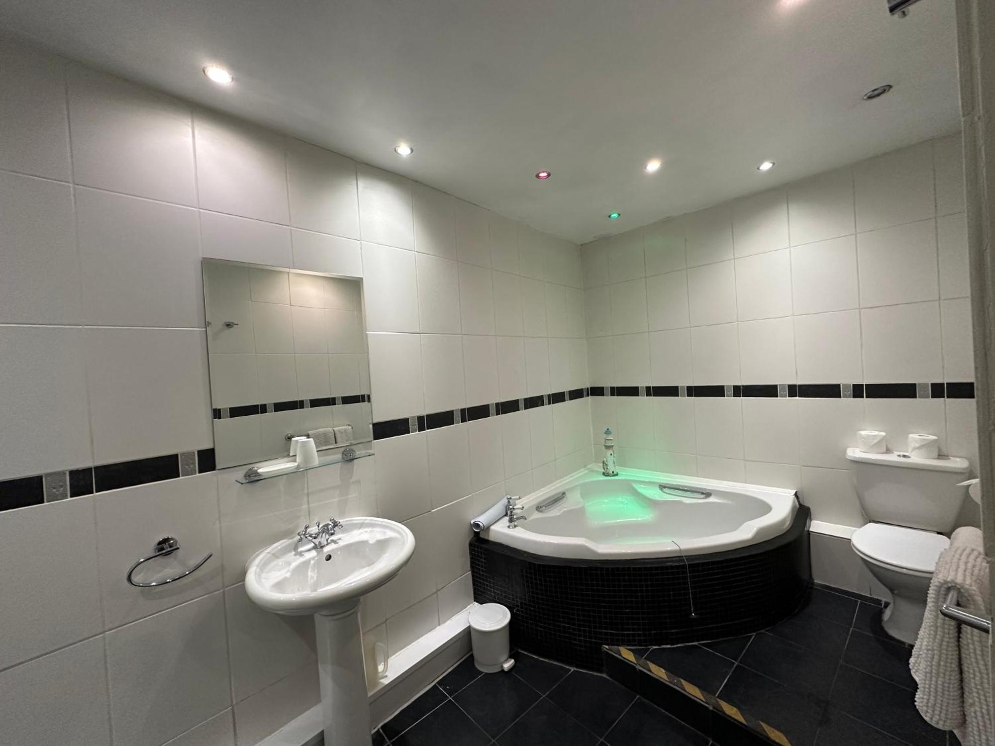The Carlton'S Holiday Suites Bridlington Eksteriør billede
